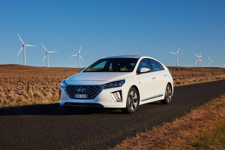 Hyundai IONIQ hybrid (AE) 2019 года  (AU) (фото 11 из 21)